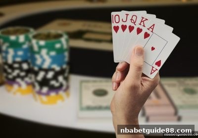 棋牌决策进阶指南：借助TRC20充值实现ICM策略优化，nba投注平台助您提升胜率